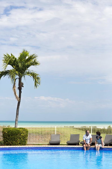 Moonlight Bay Suites - Accommodation in Surfers Paradise 4