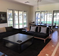 Caves Road Guest Houses - Accommodation in Surfers Paradise