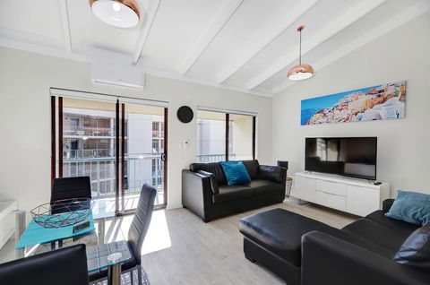 West Beach Lagoon 218 - Outstanding Value! - Accommodation in Surfers Paradise 9