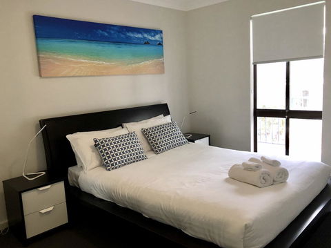 West Beach Lagoon 218 - Outstanding Value! - Accommodation in Surfers Paradise 4