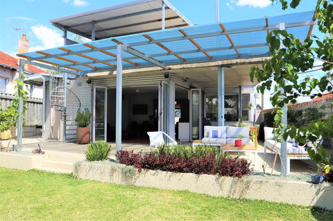 Fremantle Heritage Home For You To Enjoy! - Accommodation in Surfers Paradise 9