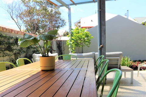 Fremantle Heritage Home For You To Enjoy! - Accommodation in Surfers Paradise 5