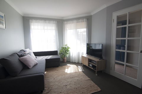 Stableford Cottage Holiday Home Dunsborough - Accommodation in Surfers Paradise 42