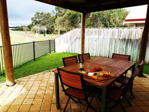 Stableford Cottage Holiday Home Dunsborough - Accommodation in Surfers Paradise 11