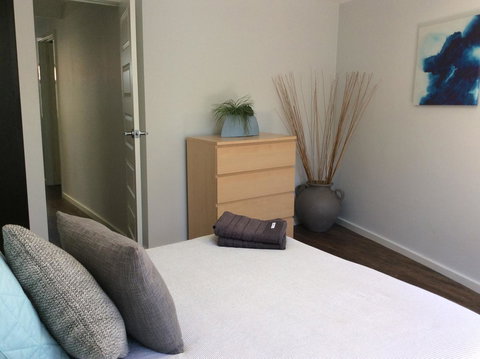 Como Retreat - Two Bedroom Villa - Accommodation in Surfers Paradise 8