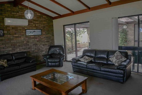 Geraldton Holliday Villas - Accommodation in Surfers Paradise 7