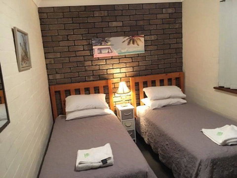 Geraldton Holliday Villas - Accommodation in Surfers Paradise 20