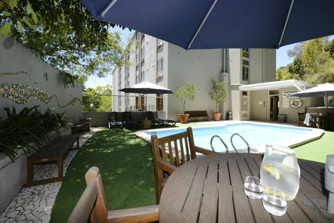 Sullivans Hotel - Accommodation in Surfers Paradise 28