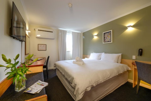 Sullivans Hotel - Accommodation in Surfers Paradise 13