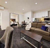 Attika Hotel - Accommodation in Surfers Paradise