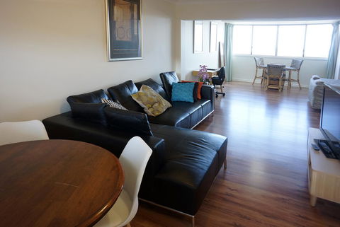 Studio 208 With Ocean Views - Accommodation in Surfers Paradise 11