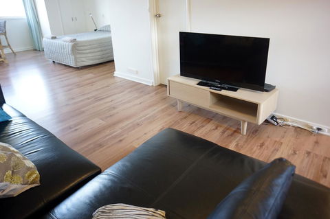 Studio 208 With Ocean Views - Accommodation in Surfers Paradise 9