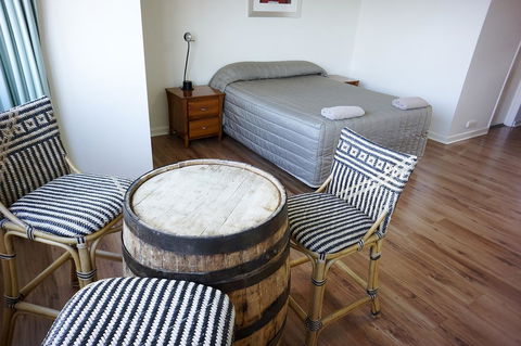 Studio 208 With Ocean Views - Accommodation in Surfers Paradise 2