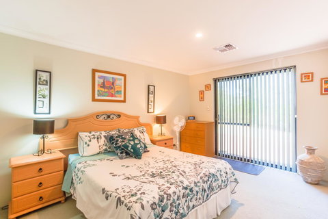 Seatrees Accommodation - Accommodation in Surfers Paradise 7