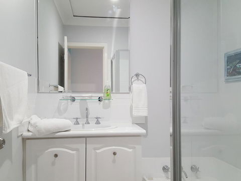 Palm Beach Bed & Breakfast - Accommodation in Surfers Paradise 6