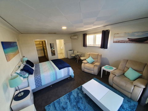 Palm Beach Bed & Breakfast - Accommodation in Surfers Paradise 21