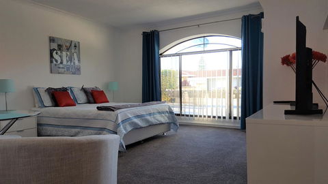 Palm Beach Bed & Breakfast - Accommodation in Surfers Paradise 29