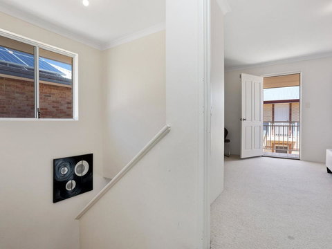 Cooper Street - Accommodation in Surfers Paradise 16