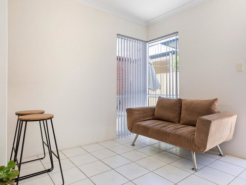 Cooper Street - Accommodation in Surfers Paradise 30