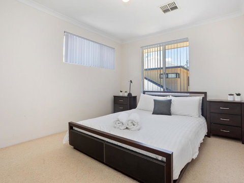 Cooper Street - Accommodation in Surfers Paradise 18