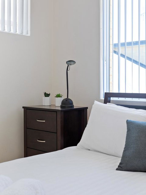 Cooper Street - Accommodation in Surfers Paradise 9