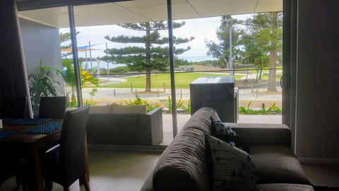 Mandurah Beach Front Apartment - Accommodation in Surfers Paradise 3