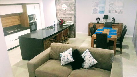 Mandurah Beach Front Apartment - Accommodation in Surfers Paradise 17
