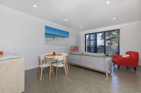 Sunset Place Apartments - Accommodation in Surfers Paradise 22