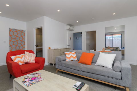 Sunset Place Apartments - Accommodation in Surfers Paradise 2