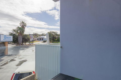 Sunset Place Apartments - Accommodation in Surfers Paradise 34