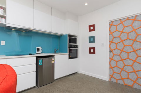 Sunset Place Apartments - Accommodation in Surfers Paradise 6