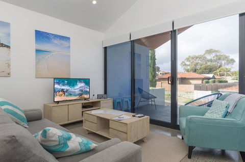 Sunset Place Apartments - Accommodation in Surfers Paradise 42