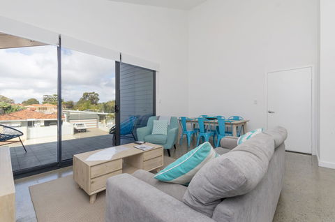 Sunset Place Apartments - Accommodation in Surfers Paradise 41