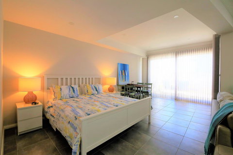 Studio Style Mindarie Marina - Accommodation in Surfers Paradise 2
