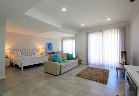 Studio Style Mindarie Marina - Accommodation in Surfers Paradise 4