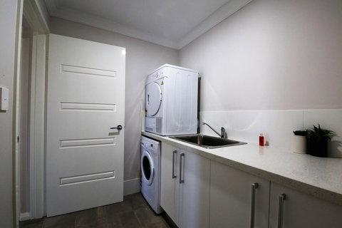 Studio Style Mindarie Marina - Accommodation in Surfers Paradise 8