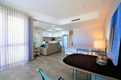 Studio Style Mindarie Marina - Accommodation in Surfers Paradise 5