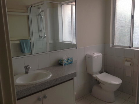 Waterside Canal Dreams - Accommodation in Surfers Paradise 28