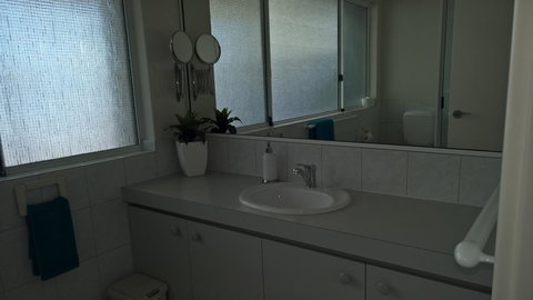 Waterside Canal Dreams - Accommodation in Surfers Paradise 18
