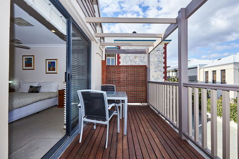 Fremantle Townhouse Unit 6 - Accommodation in Surfers Paradise 10