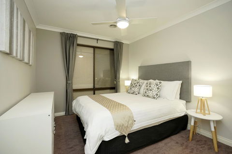 Marcus Villa Booragoon - Accommodation in Surfers Paradise 11