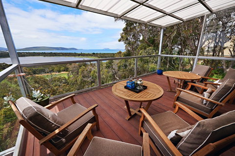 Albany Harbourside Apartments And Houses - Accommodation in Surfers Paradise 25