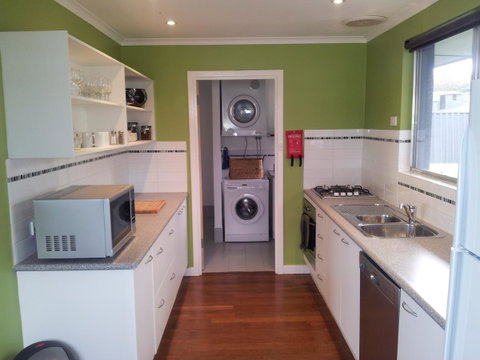 Albany Harbourside Apartments And Houses - Accommodation in Surfers Paradise 42