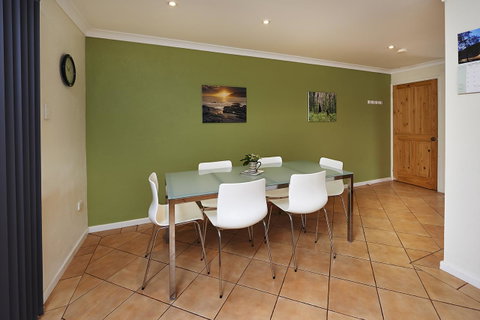 Albany Harbourside Apartments And Houses - Accommodation in Surfers Paradise 38