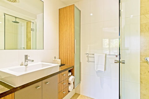 Central Avenue Apartments - Accommodation in Surfers Paradise 10