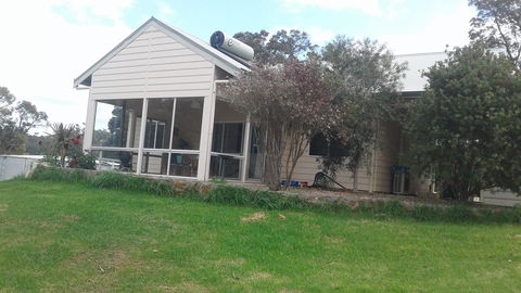 Abbivale Farm Cottage - Accommodation in Surfers Paradise 9