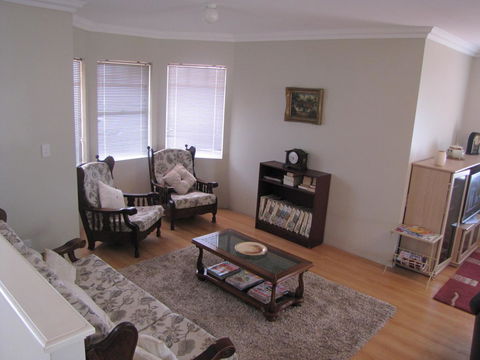Ocean View Retreat - Accommodation in Surfers Paradise 9