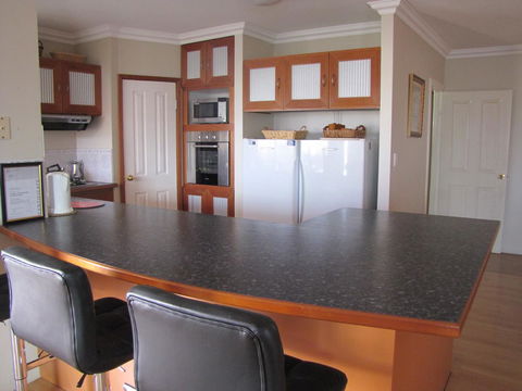 Ocean View Retreat - Accommodation in Surfers Paradise 14