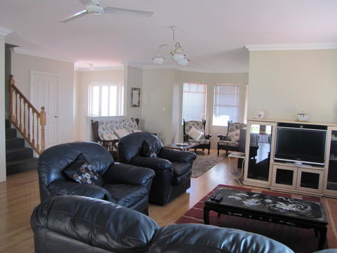 Ocean View Retreat - Accommodation in Surfers Paradise 2