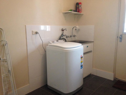 â˜… Stylish Family Home! â˜… - Accommodation in Surfers Paradise 23